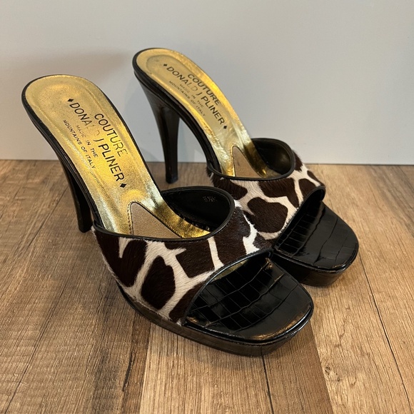 Donald J. Pliner Size 5.5, Animal Calf Hair Platform Open Toe Heels. - Picture 1 of 6